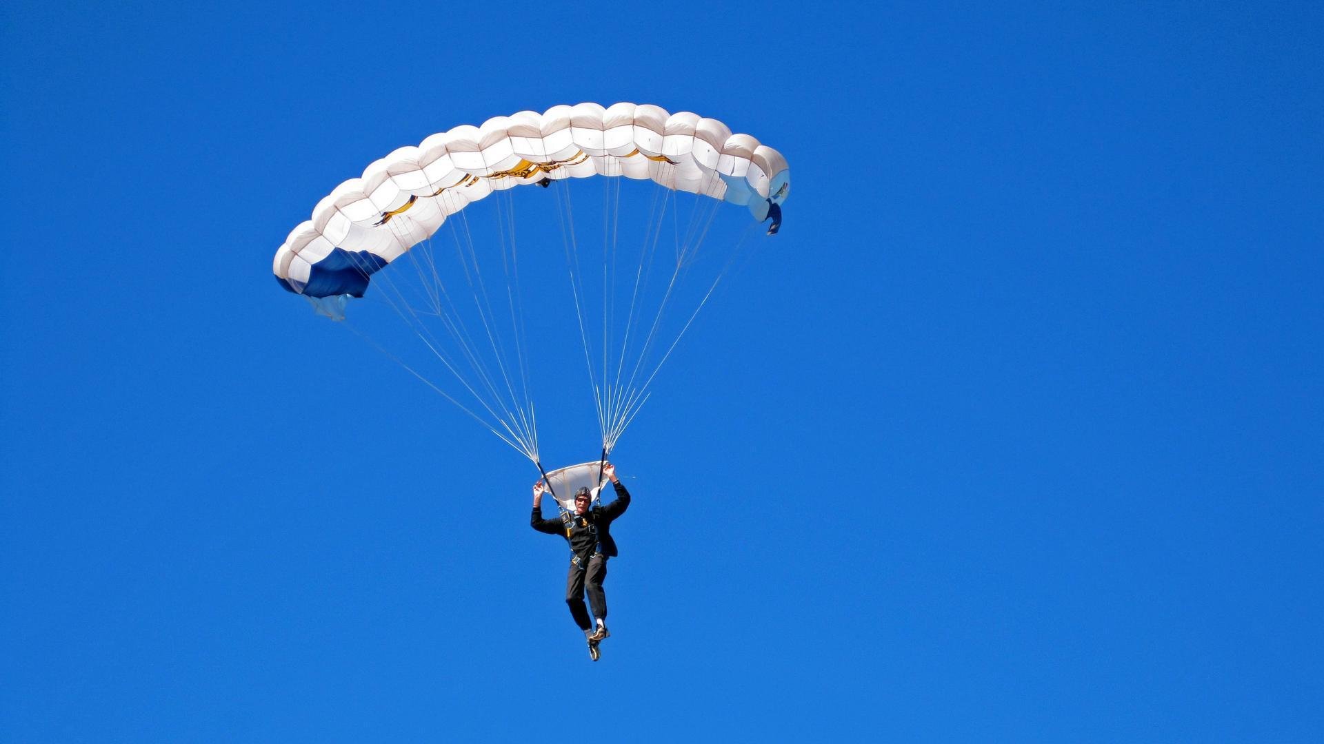 热门比赛赛前预测与焦点分析，热门比赛赛前预测与焦点分析怎么写